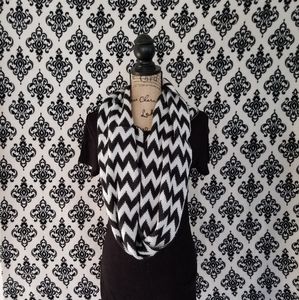 Zig Zag Scarf